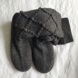 Grey Knit Ugg Boots